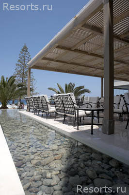 The Ixian Grand Hotel 10